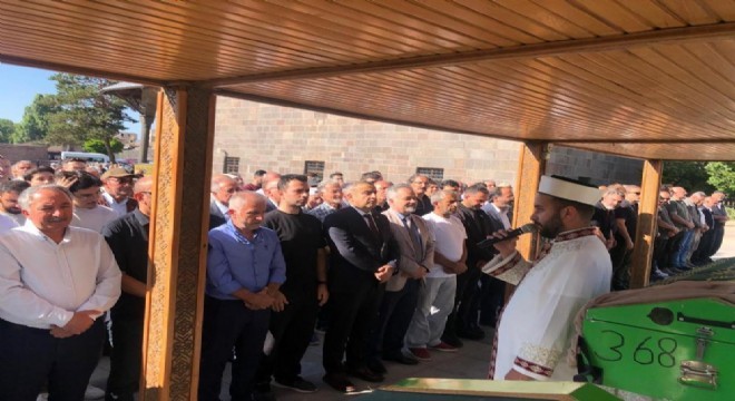 Alkan Ailesi yasta
