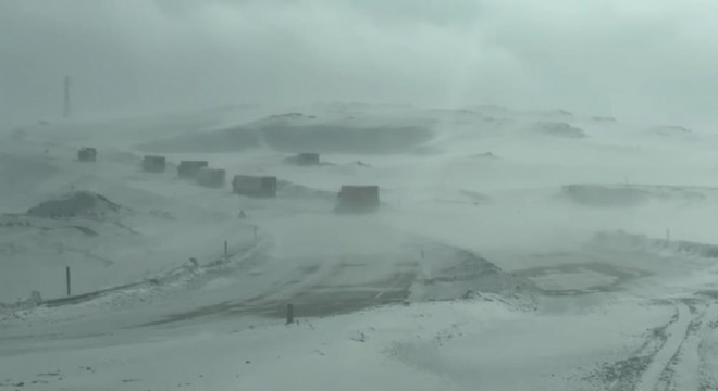 Kar ve tipi, Tendürek geçidini kapattı