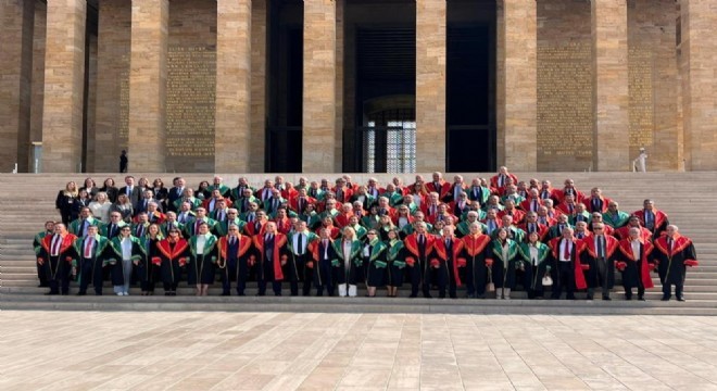 Yargıtay üyeleri Anıtkabir i ziyaret etti